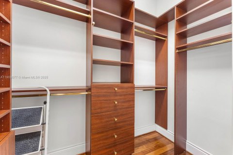 Купить виллу или дом в Джуно-Бич, Флорида 7 комнат, 267.93м2, № 1967851 - фото 19