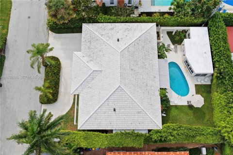 Купить виллу или дом в Лейк-Уорт, Флорида 18 комнат, 283.26м2, № 1991122 - фото 6