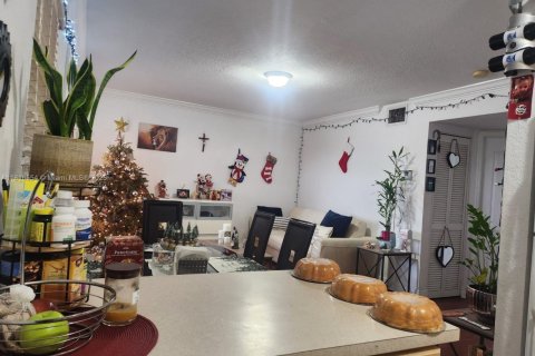 Copropriété à vendre à Hallandale Beach, Floride: 2 chambres, 63.73 m2 № 1942786 - photo 3