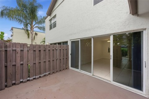 Touwnhouse à louer à Pompano Beach, Floride: 2 chambres, 102.19 m2 № 2001196 - photo 24