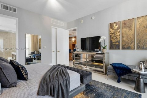 Condominio en venta en Bal Harbour, Florida, 2 dormitorios, 156.54 m2 № 2186143 - foto 9