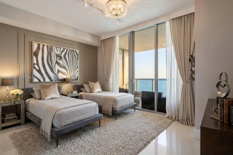 Condominio en venta en Bal Harbour, Florida, 2 dormitorios, 156.54 m2 № 2186143 - foto 12