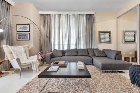 Condominio en venta en Bal Harbour, Florida, 2 dormitorios, 156.54 m2 № 2186143 - foto 6