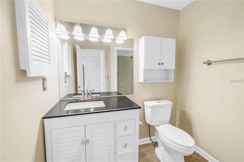 Touwnhouse à louer à Tampa, Floride: 2 chambres, 130.81 m2 № 2423615 - photo 17