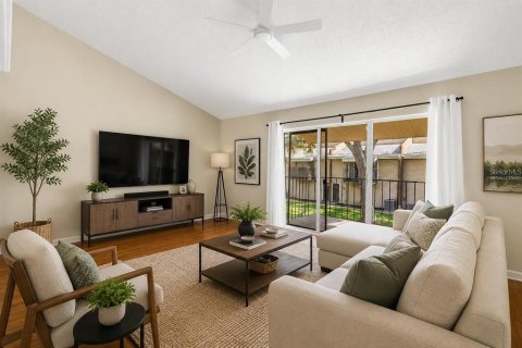 Touwnhouse à louer à Tampa, Floride: 2 chambres, 130.81 m2 № 2423615 - photo 4
