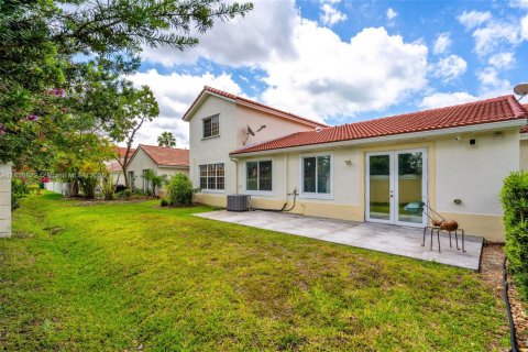 Villa ou maison à vendre à Miramar, Floride: 3 chambres, 109.44 m2 № 1961181 - photo 17