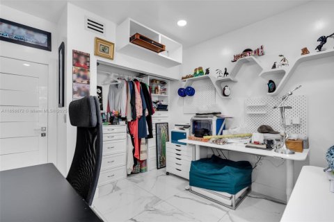 Villa ou maison à vendre à Miramar, Floride: 3 chambres, 109.44 m2 № 1961181 - photo 25