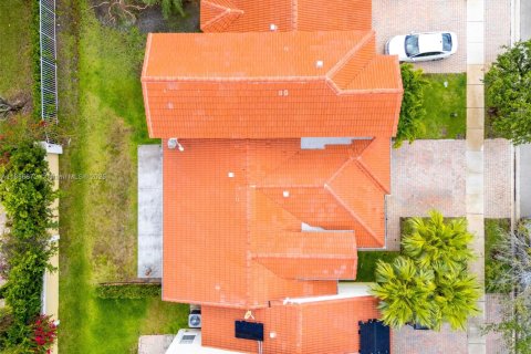 Villa ou maison à vendre à Miramar, Floride: 3 chambres, 109.44 m2 № 1961181 - photo 11