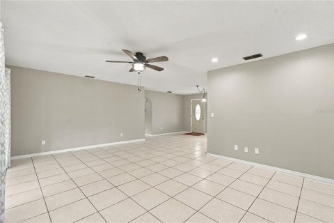 Villa ou maison à vendre à Zephyrhills, Floride: 2 chambres, 109.25 m2 № 2406233 - photo 22