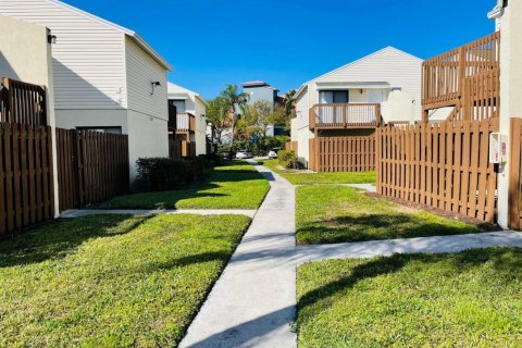 Condo à West Palm Beach, Floride, 1 chambre № 2188096