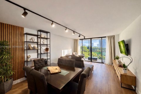 Copropriété à louer à Aventura, Floride: 1 chambre, 68.84 m2 № 1999153 - photo 2