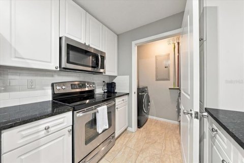 Copropriété à vendre à Tampa, Floride: 2 chambres, 112.88 m2 № 2423731 - photo 8