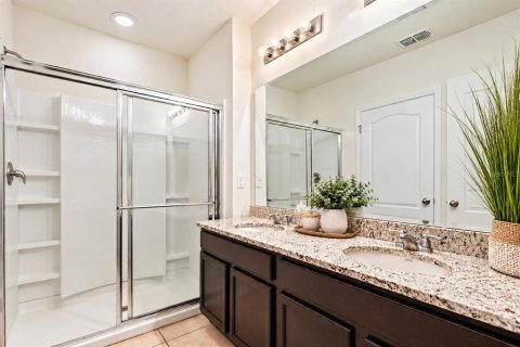 Villa ou maison à vendre à Davenport, Floride: 7 chambres, 337.42 m2 № 2433600 - photo 29