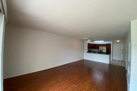 Condominio en alquiler en Orlando, Florida, 2 dormitorios, 107.77 m2 № 1808598 - foto 4