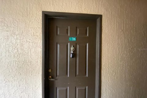 Condominio en alquiler en Orlando, Florida, 2 dormitorios, 107.77 m2 № 1808598 - foto 2