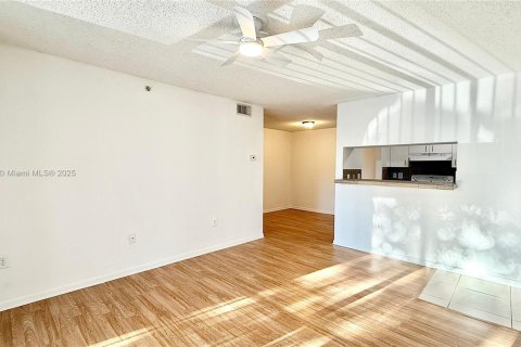 Copropriété à louer à West Palm Beach, Floride: 1 chambre, 62.8 m2 № 1970999 - photo 6