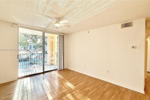 Copropriété à louer à West Palm Beach, Floride: 1 chambre, 62.8 m2 № 1970999 - photo 2