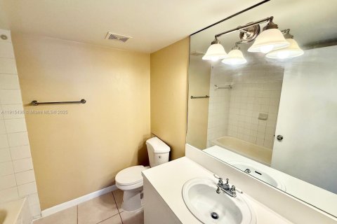Copropriété à louer à West Palm Beach, Floride: 1 chambre, 62.8 m2 № 1970999 - photo 19
