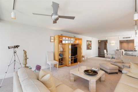 Condominio en alquiler en Sarasota, Florida, 2 dormitorios, 141.95 m2 № 1720425 - foto 16