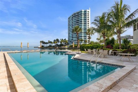 Condominio en alquiler en Sarasota, Florida, 2 dormitorios, 141.95 m2 № 1720425 - foto 3