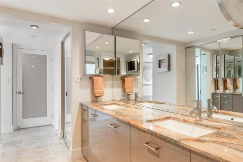 Condominio en alquiler en Sarasota, Florida, 2 dormitorios, 141.95 m2 № 1720425 - foto 24