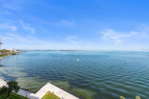 Condominio en alquiler en Sarasota, Florida, 2 dormitorios, 141.95 m2 № 1720425 - foto 2