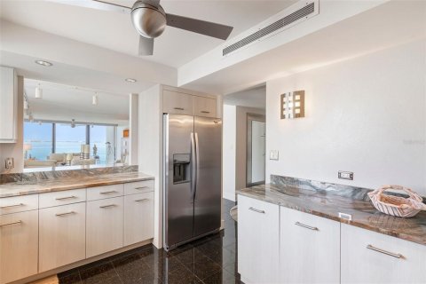 Condominio en alquiler en Sarasota, Florida, 2 dormitorios, 141.95 m2 № 1720425 - foto 12