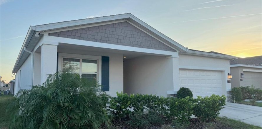 Villa ou maison à Haines City, Floride 4 chambres, 162.58 m2 № 2310088