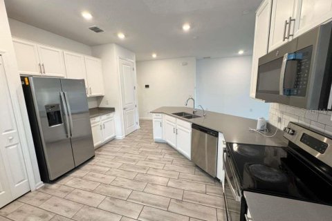 Villa ou maison à louer à Haines City, Floride: 4 chambres, 162.58 m2 № 2310088 - photo 8