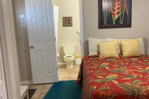 Condo in Kissimmee, Florida, 1 bedroom № 2118136 - photo 4