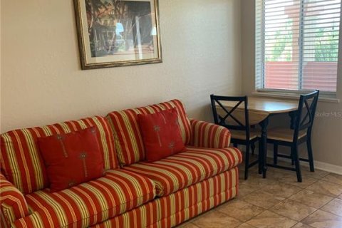 Condo in Kissimmee, Florida, 1 bedroom № 2118136 - photo 3