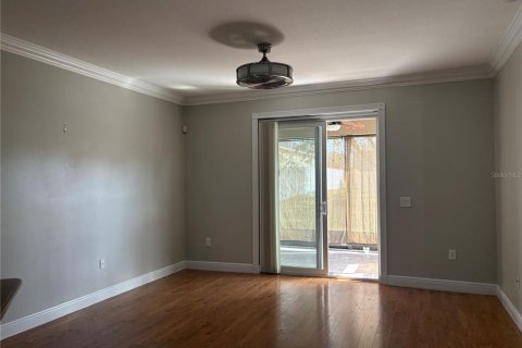House in Winter Haven, Florida 4 bedrooms, 180.42 sq.m. № 1593049 - photo 18