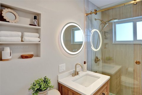 House in Oakland Park, Florida 3 bedrooms, 109.25 sq.m. № 1954258 - photo 26