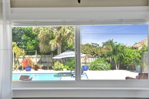 House in Oakland Park, Florida 3 bedrooms, 109.25 sq.m. № 1954258 - photo 15