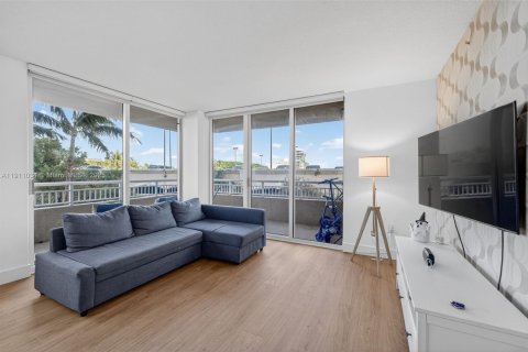 Apartment in Aventura, Florida 2 bedrooms, 115.66 sq.m. № 1966176 - photo 16