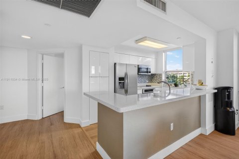 Apartment in Aventura, Florida 2 bedrooms, 115.66 sq.m. № 1966176 - photo 22