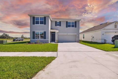 Villa ou maison à Wesley Chapel, Floride 4 chambres, 220.36 m2 № 2413873