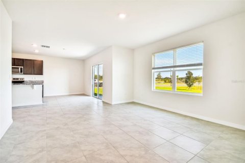 Villa ou maison à vendre à Wesley Chapel, Floride: 4 chambres, 220.36 m2 № 2413873 - photo 9