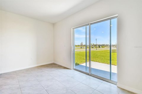 Villa ou maison à vendre à Wesley Chapel, Floride: 4 chambres, 220.36 m2 № 2413873 - photo 8