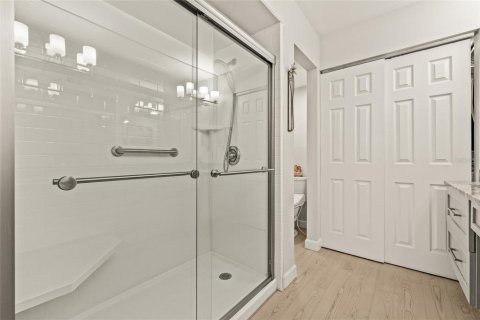 Condo in Saint Petersburg, Florida, 2 bedrooms  № 1650226 - photo 23