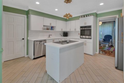 Villa ou maison à vendre à DeLand, Floride: 4 chambres, 240.25 m2 № 1561929 - photo 2