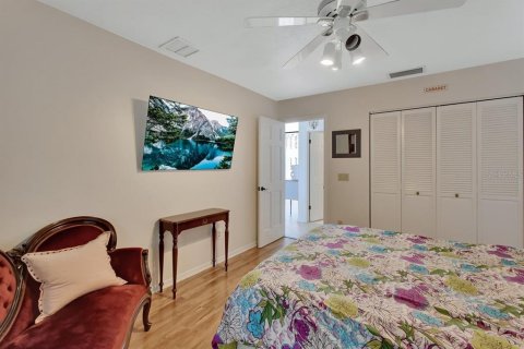 Villa ou maison à vendre à DeLand, Floride: 4 chambres, 240.25 m2 № 1561929 - photo 15