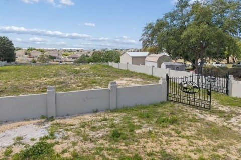 Terreno en venta en Davenport, Florida № 2226927 - foto 2