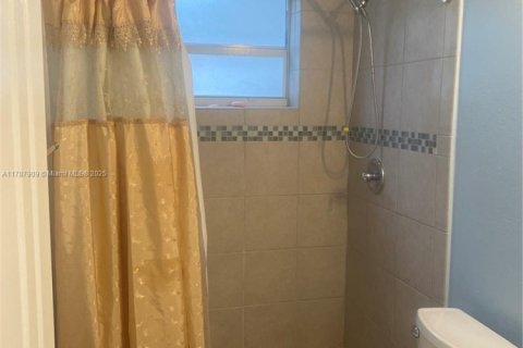 Купить виллу или дом в Хомстед, Флорида 4 спальни, 119.47м2, № 1991607 - фото 15