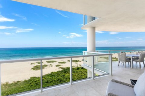 Condominio en Riviera Beach, Florida, 3 dormitorios  № 2078432