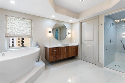 Condominio en alquiler en Riviera Beach, Florida, 3 dormitorios, 334.91 m2 № 2078432 - foto 24