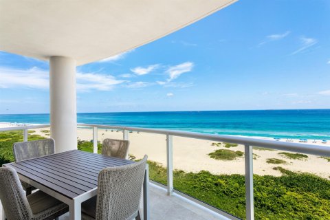 Condominio en alquiler en Riviera Beach, Florida, 3 dormitorios, 334.91 m2 № 2078432 - foto 5