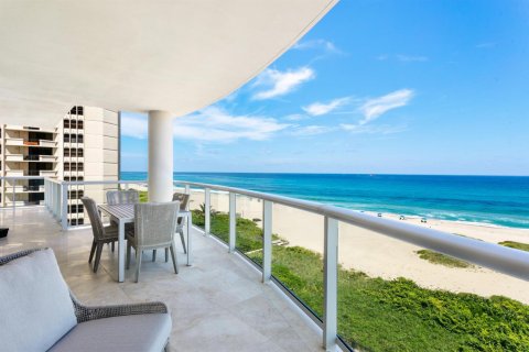 Condominio en alquiler en Riviera Beach, Florida, 3 dormitorios, 334.91 m2 № 2078432 - foto 3