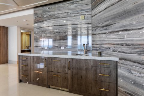 Condominio en alquiler en Riviera Beach, Florida, 3 dormitorios, 334.91 m2 № 2078432 - foto 19