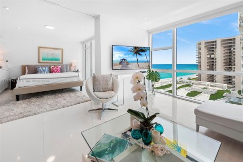 Copropriété à louer à Miami Beach, Floride: 2 chambres, 102.47 m2 № 1619901 - photo 7